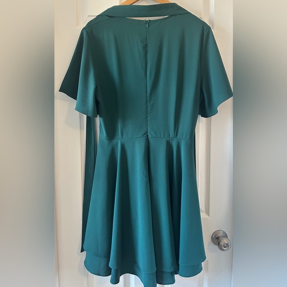 Bonkwa Tiered Ruffle Hem Tie Waist Wrap V Neck Flutter Sleeve Dress Dark Green - Picture 8 of 10